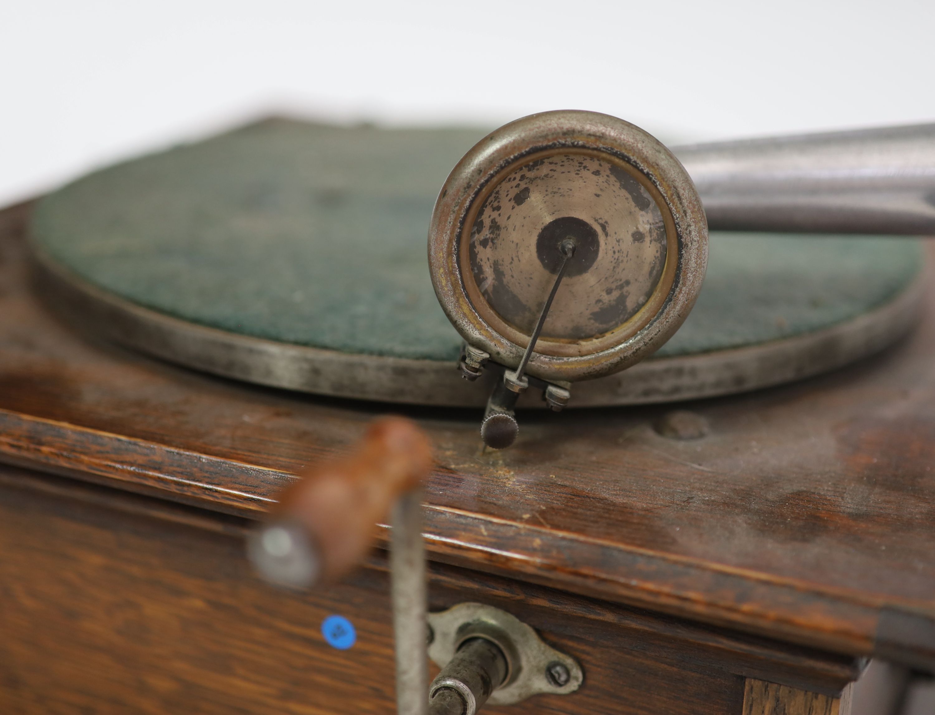 An Edwardian oak cased Columbia gramophone 70cm high.